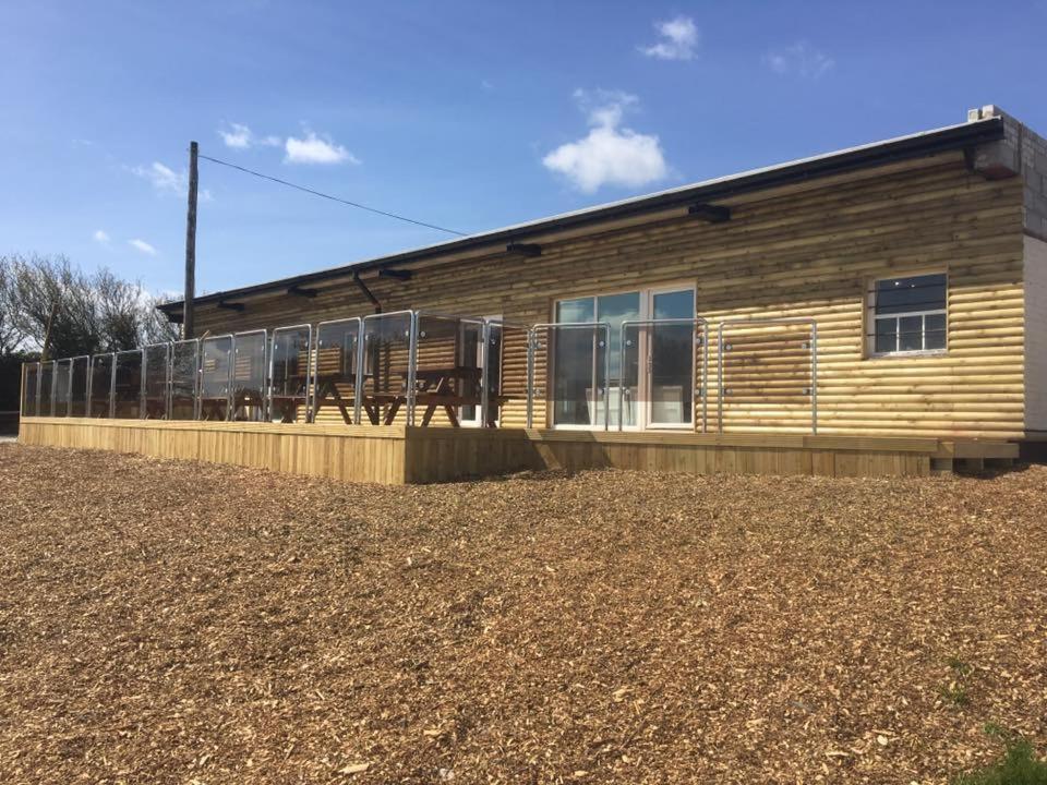 Original Glamping Pod With Hot Tub Hotel Frodsham Exterior photo